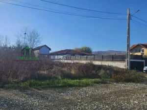 Teren Bujoreni 1073mp / Intravilan — miniatura 2