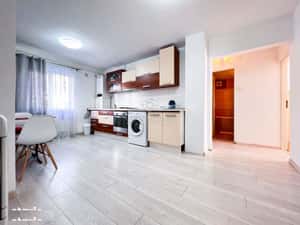 Apartament 2 camere decomandat, zona Iulius Mall — miniatura 3