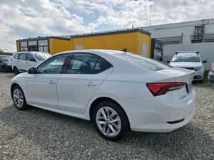Skoda Octavia Hibrid 2023 - 17.450 EUR — miniatura 5