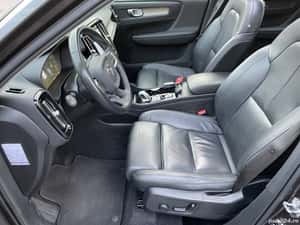 Vand Volvo Xc40 2019 Diesel 1900 cmc Neavariata — miniatura 6