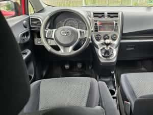 Toyota Verso S  Motor 1.4 Benzina Euro 5 Navigatie Mare 6 Trepte — miniatura 3