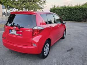 Toyota Verso S  Motor 1.4 Benzina Euro 5 Navigatie Mare 6 Trepte — miniatura 5