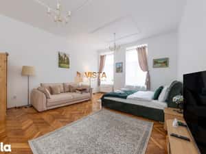 Garsoniera moderna, etaj 1, parcare interioara, Centru Istoric, Brasov — miniatura 4