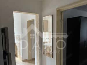 Apartament 2 camere decomandat, zona Aleea Cornisa — miniatura 2