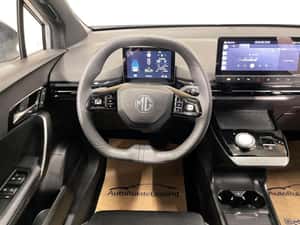 MG4 Hatchback Electric, 37.027 km, 2024, 19.790 EUR — miniatura 5