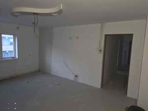 VAND APARTAMENT 3 CAMERE DECOMANDAT 75 MP- TECUCI