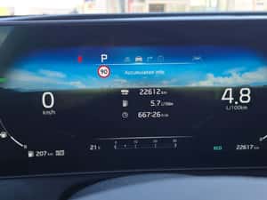KIA SPORTAGE 1.6 T-GDI PHEV 245 CP 4x4 GT-Line - Car No 145 — miniatura 6