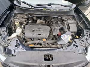 Mitsubishi Outlander 2.0 GPL 2010 - 415.000 km — miniatura 6