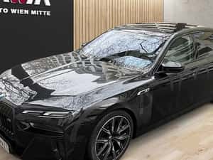 BMW M760 M760e xDrive Limousine Automată 381 HP Hibrid (B/E) — miniatura 4