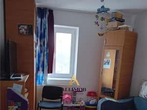 Apartament 3 camere in Targoviste, zona 1 Mai — miniatura 6