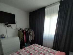 Apartament 2 camere semi, Craiovita , Zona Scoala 30 — miniatura 5