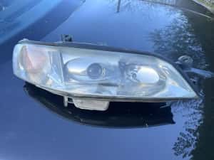 Far opel vectra c xenon dreapta  stop — miniatura 3
