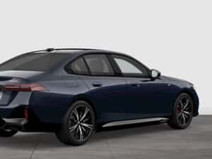 BMW 550 - 2025 - Automată - 7.843 km - Negru — miniatura 2