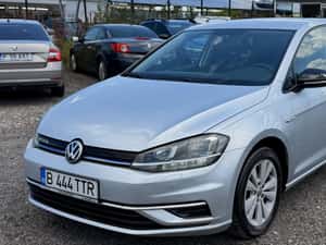 Volkswagen Golf 2018 - 7.400 EUR — miniatura 2
