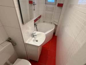 Etajul 1 .. zona Dacia .. 3 camere .. 93900 euro — miniatura 6