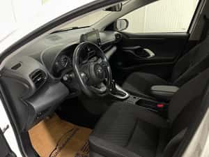 Toyota Yaris Hibrid 2023, Automată, 102.521 km — miniatura 6