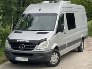 Mercedes Sprinter 319 — miniatura 9