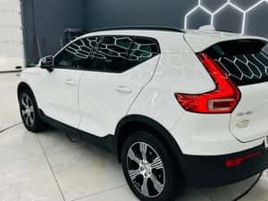 Volvo XC40 2018 1.5i E6 Manuală 156 HP Benzină — miniatura 3