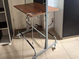 Vând posturi duble pentru școală coafor — miniatura 4