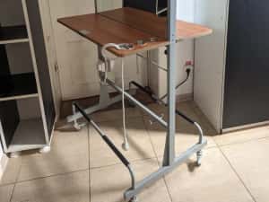 Vând posturi duble pentru școală coafor — miniatura 7