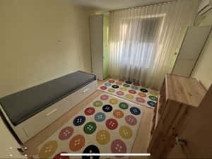 Inchiriez apartament 3 camere decomandat zona Titan Auchan — miniatura 3