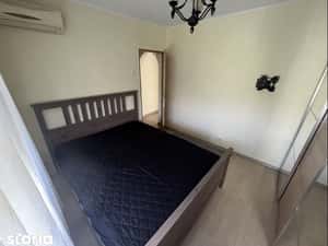 Inchiriez apartament 3 camere decomandat zona Titan Auchan — miniatura 4