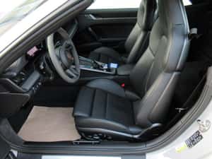 Porsche 992 Cabrio 394 cp, 8000 km, 2025 — miniatura 7