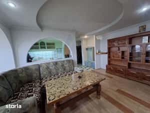 Apartament 3 camere 2 dormitoare 72 mp etaj 2 balcoane zona Terezian — miniatura 5