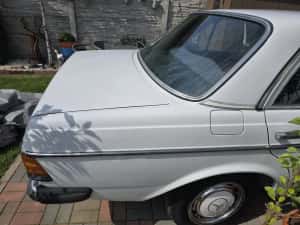 Mercedes-Benz W123 Cobra Negociabil atestat vehicul istoric — miniatura 8