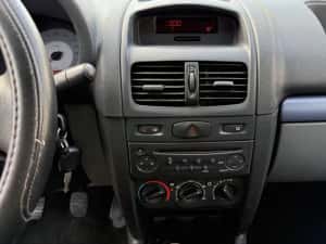 Renault symbol / 2007 / 1.5 diesel — miniatura 8