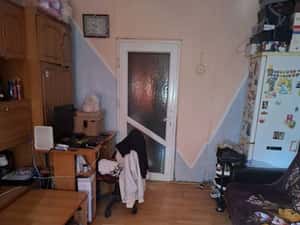 Garsoniera Micro40 et3/3 ,grup sanitar propriu 22 000 euro neg — miniatura 3