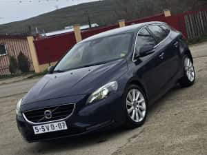 Volvo V40 * Panoramic * Key-less *Xenon * Piele — miniatura 9