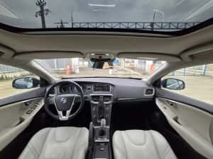 Volvo V40 * Panoramic * Key-less *Xenon * Piele — miniatura 10