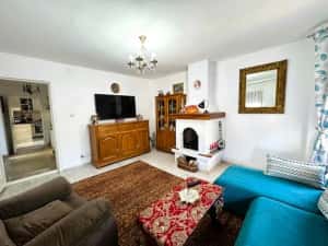 Se vinde Casa P+M in Slatioara zona foarte linistita — miniatura 1