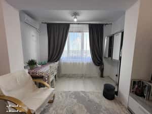 Apartament cu 3 camere utilat si mobilat + parcare — miniatura 3