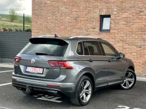 VW Tiguan R-Line 2.0 TDI 190 CP 4Motion — miniatura 3