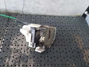 Broasca usa dreapta spate alfa romeo 159 939 — miniatura 6