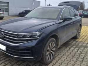 volkswagen touareg 2023 avariat — miniatura 5