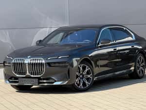 BMW 740 Berlină Diesel 286 cp 44.640 km — miniatura 3