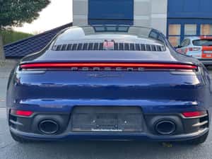 Porsche 911 Carrera T Coupe in special paint "Gypsy Blue Metallic" — miniatura 5