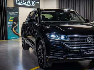 Volkswagen Touareg Automată 231 HP Diesel