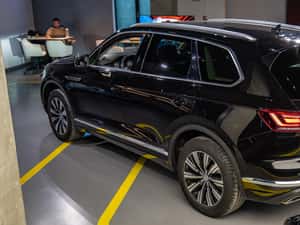 Volkswagen Touareg Automată 231 HP Diesel — miniatura 7