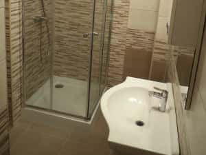 Apart 1 cam etaj 1 bloc nou,loc parcare,central,cart Tudor-Gloriei — miniatura 5