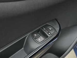 OPEL CORSA ENJOY 1.4 - 90 CP - Car No 42 — miniatura 7
