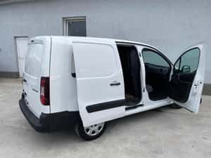 Peugeot Partner 1.6 Diesel 2015 - 5.950 EUR — miniatura 6