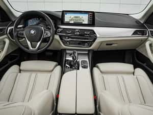 BMW 520e Plug-In Hybrid 204cp facelift — miniatura 3