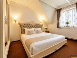 Oportunitate! Colt de rai in Poiana Brasov - Pensiune complet amenajata, gata de preluare — miniatura 4