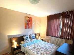 Apartament 2 camere de inchiriat, centrala proprie, zona centrala