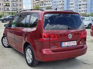VW Touran 2012 – 7 locuri, diesel economic și făcut pentru familie — miniatura 4