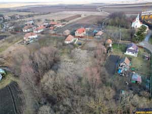 Teren cu proiect aprobat si utilitati:start ideal pentru casa ta in Aninoasa